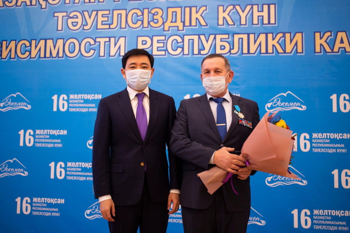 Состоялось награждение жителей нашего города, которые внесли ощутимый вклад в его развитие