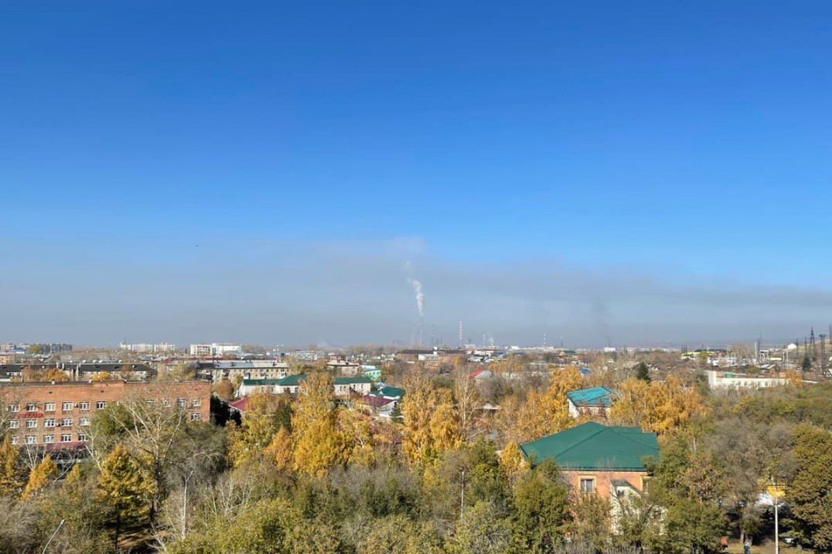 Погода в усть каменогорске. Усть-Каменогорск. Ветер в городе. Дымный город. Город в дыму.