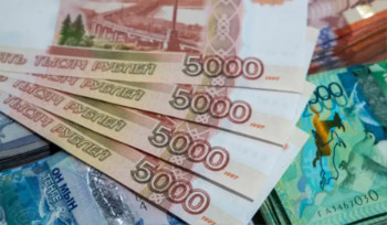 Почему российский рубль дешевеет к тенге с начала года