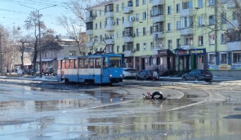 Грязные лужи заполнили Усть-Каменогорск