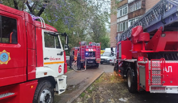 14 человек спасли огнеборцы при пожаре в Усть-Каменогорске