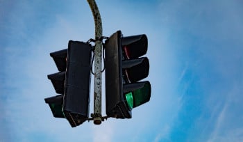 Светофоры с голосом устанавливают в Усть-Каменогорске