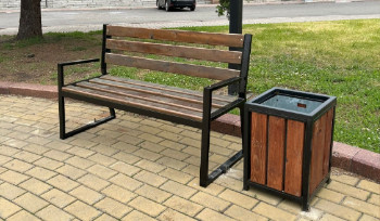 В старой части Усть-Каменогорска заменили атмосферные скамейки