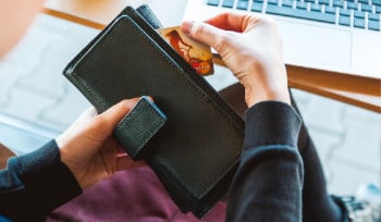 Самый высокий уровень годовой инфляции среди стран ЕАЭС сложился в Казахстане