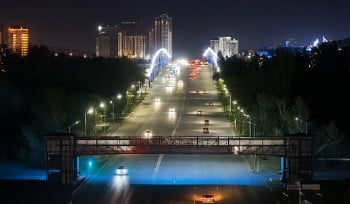 Полиция просит быть внимательными водителей и пешеходов на проспекте Сатпаева
