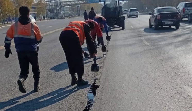 В Усть-Каменогорске готовят дороги к зиме