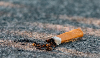 В Казахстане снижается количество курящих