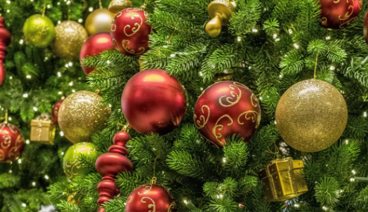 В семи частях Усть-Каменогорска будет новогоднее оформление