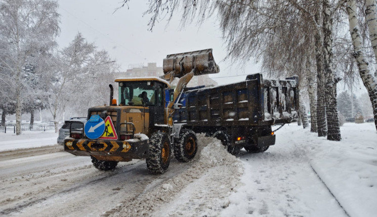 Звонить диспетчерам и сообщать о сложных участках просит 
