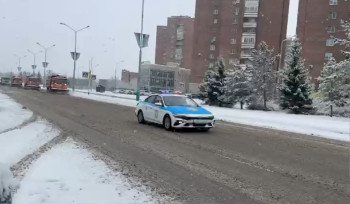 В Усть-Каменогорске дороги чистят с полицией