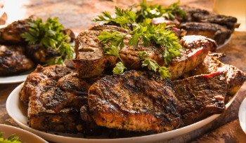 В Казахстане предложено добавлять конину в рацион школьников