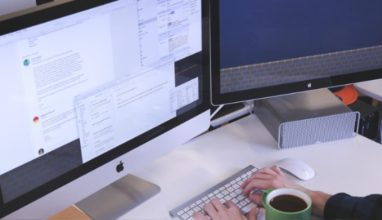 Следить за мусорными баками и нечищенными дорогами будет акимат ВКО с помощью ИИ