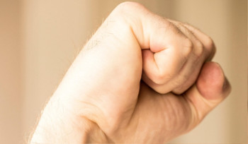 Поправки за ужесточение наказания за нападения на медработников приняты