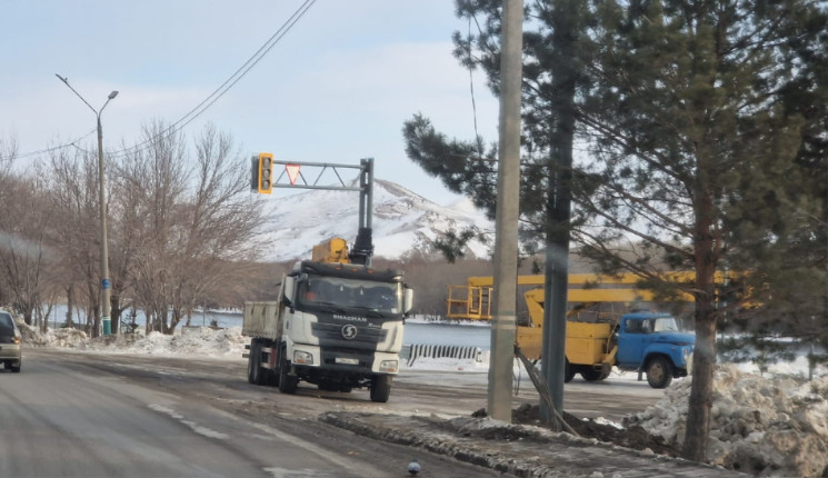 Новую дорогу под мостом откроют в Усть-Каменогорске