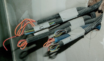 Отбросило током: остановка сердца заставила решать проблему в Усть-Каменогорске