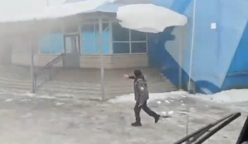 В Усть-Каменогорске горел склад