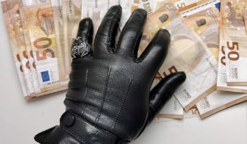 895 человек в 2025 году пойманы на коррупции