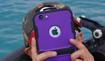 Депутаты просят ограничить доступ к соцсетям казахстанским подросткам