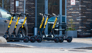 С июля 2026 года электросамокаты в РК признаются транспортом