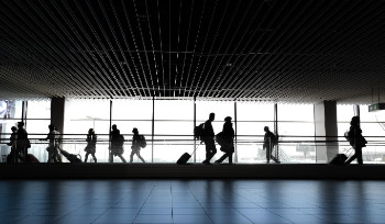 За прилетающими из Индии в Казахстан усилен контроль