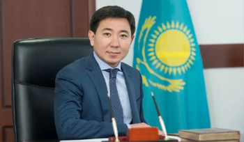 Брал больничный: ответ акимата на вопрос о задержании Жаксылыка Омара