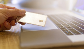 С 2026 года в РК смогут блокировать иностранные маркетплейсы за налоговые долги