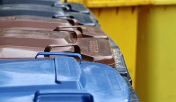 50 млн тенге выделено в Усть-Каменогорске на места для сбора отходов