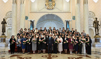 Президент выразил благодарность всем женщинам Казахстана