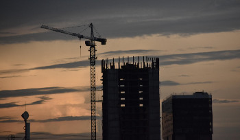 В ВКО незаконно привлекают к работе иностранных граждан