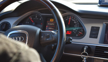 Депутат выступает против возвращения прав по амнистии 