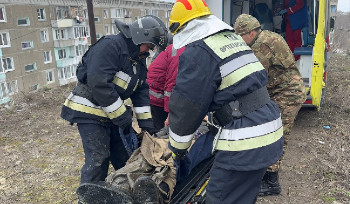 В ВКО трое работников отравились в канализационном колодце