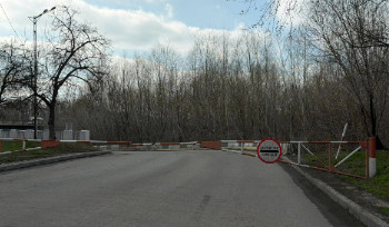 В Усть-Каменогорске начали закрывать подмостовые проезды