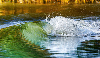 Усть-Каменогорская ГЭС начала сброс воды