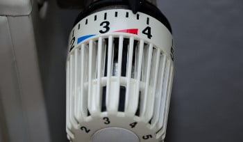 В ВКО перерасчет платы за коммунальные услуги был формальным