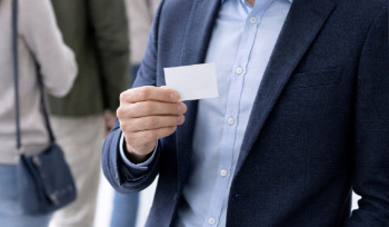 ИИ в РК хотят использовать для сокращения очередей на приемы к врачам