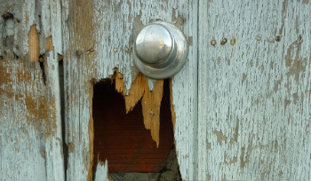 В Казахстане должников будут уведомлять за 10 дней до выселения