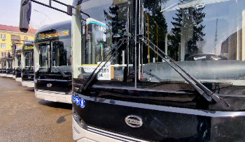 10 электробусов вышли на новый маршрут в Усть-Каменогорске