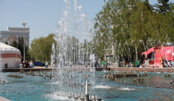 На жаре в Усть-Каменогорске так и не включили фонтаны